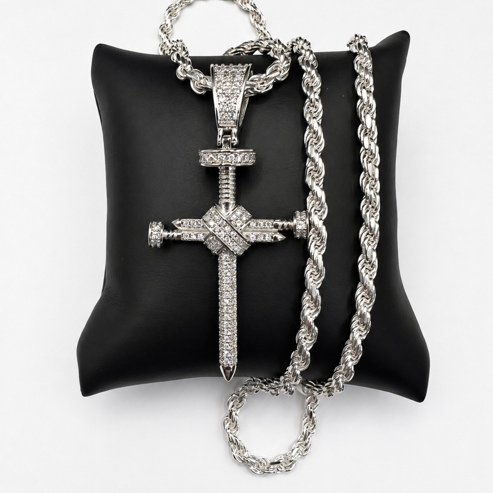 925 Sterling Silver 2.50CT MOISSANITE Nail Cross Pendant Chain Men’s Necklace 22
